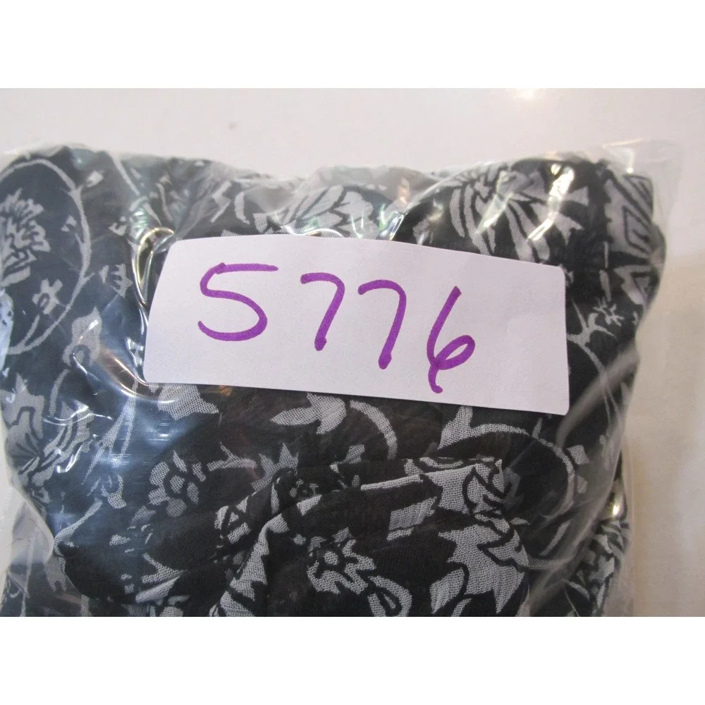 Old Navy Womens Medium Black Floral Peasant Blouse Boho Smocked Puff Sleeve